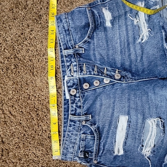 KanCan Highwaister Shorts - Picture 5 of 8